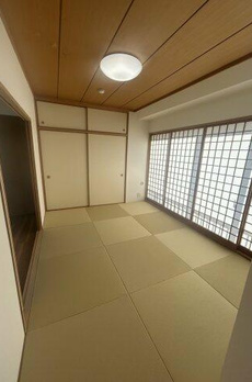 コウセツビル 