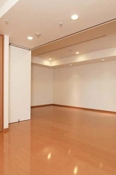 ＭＯＭＥＮＴＯ　ＳＨＩＯＤＯＭＥ 