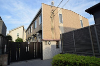 レオパレス玉川