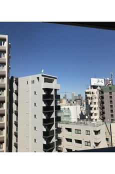 クレヴィア新宿若松町 