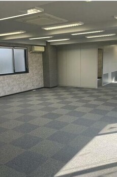 グローイングアップビル 