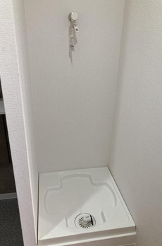 トナミビル 