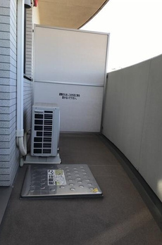ＣＨＡＲＭＡＮＴ　ＣＬＡＳＳＩＣ 