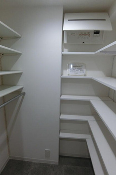 ホワイトパレス 