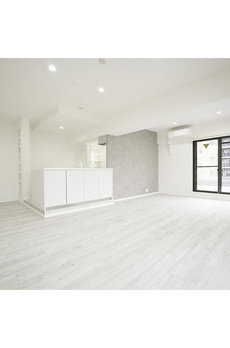 ホワイトパレス 