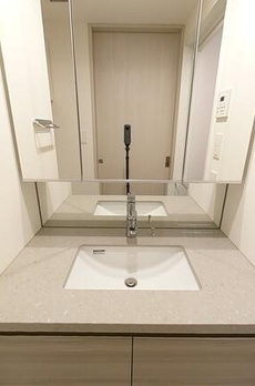 ザ・パークハビオ目白タワー 