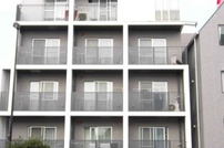 コスモリード駒沢大学