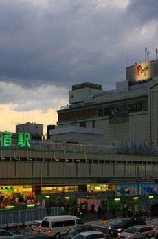 ファーストリアルタワー新宿 