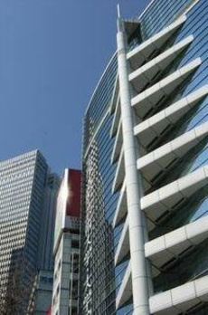 ファーストリアルタワー新宿 