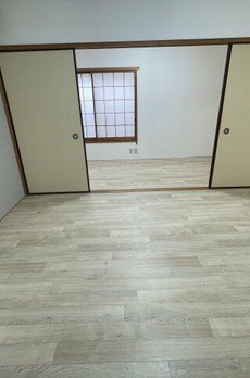 レッドハウス 