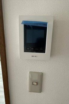 レッドハウス 