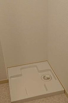 ホワイトアベニュー古谷 