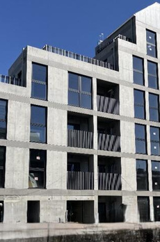 リヴ　アン　フルール 