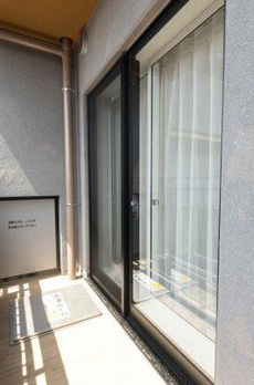 ＲＥＳＩＤＥＮＣＥ　ＫＯＥＮＪＩ 