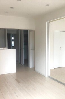 秀和清澄レジデンス 