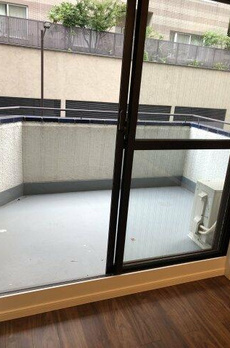 ラミアール赤坂 