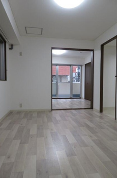 アブレスト浜町 