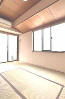 ＥＡＳＥＨＯＵＳＥ（イーズハウス） 