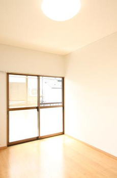 世田谷区奥沢４丁目戸建 