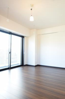 マインズ・コム白金 