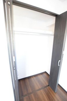 マインズ・コム白金 