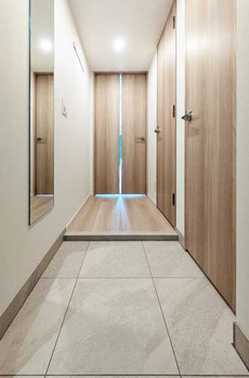 ＯＲＭＥ　ＣＯＵＲＴ　ＹＯＴＳＵＹＡ 