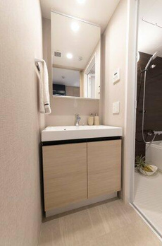 ＲＥＳＩＤＥＮＣＥ　ＫＯＥＮＪＩ 