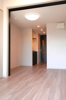 Ｂｒｉｌｌｉａ　ｉｓｔ　上野稲荷町 