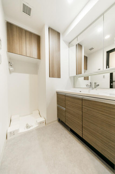 ムニレジデンス上野 