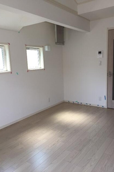 下北沢貸家 