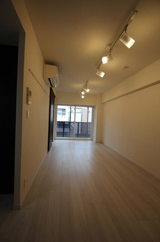 ＡＲＩＳＡ　ＣＯＵＲＴ（アリーサコート） 