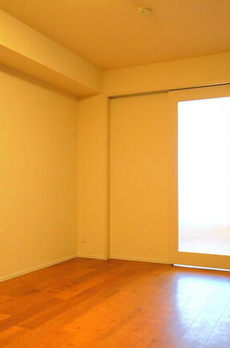ＣＲＥＡＴＩＦ池袋 