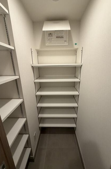 ＡＩＦＬＡＴ明大前 