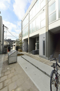 サリースマイル参番館 