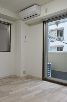 アブレスト浜町 