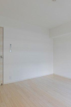 クロス護国寺 