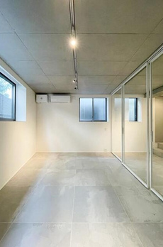 ルクール市ヶ谷払方町（旧ＡＲＫ　ＨＯＵＳＥ　市ヶ谷払方町） 