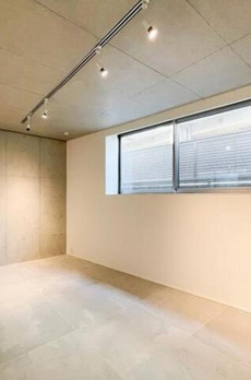 ルクール市ヶ谷払方町（旧ＡＲＫ　ＨＯＵＳＥ　市ヶ谷払方町） 