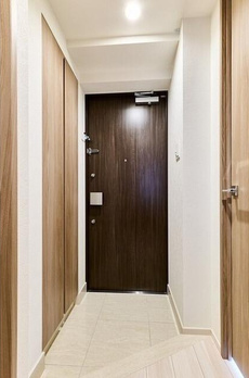 ＭＯＤＩＥＲ　ＧＩＮＺＡ　ＥＡＳＴ 
