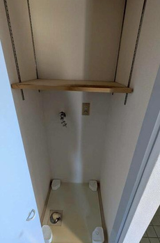 ＥＳＡＲＥＳ中野 