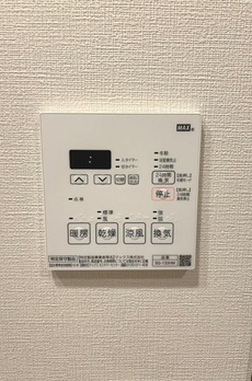 ＫＩ－ＬＩＧＨＴＫＩＮＳＨＩＣＨＯ 