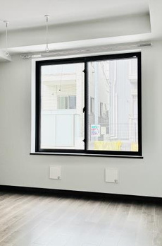 ＣＯＭＰＯＳＩＴＥ目黒鷹番 