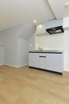 サリースマイル参番館 