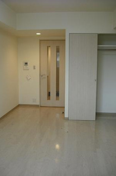 グランハイツ東新宿 