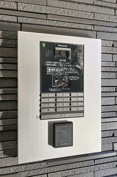 Ｒｅｎａｌｌｅ白金 