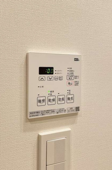 ラティエラ両国 
