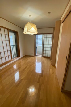 代田一丁目貸家 