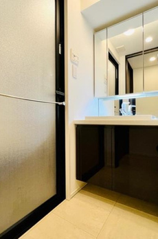コンシェリア新橋　ＭＡＳＴＥＲ´Ｓ　ＶＩＬＬＡ 