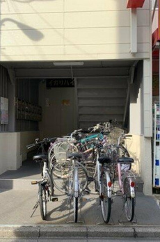 イカリハイツ 