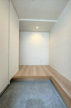 広尾アパートメント 